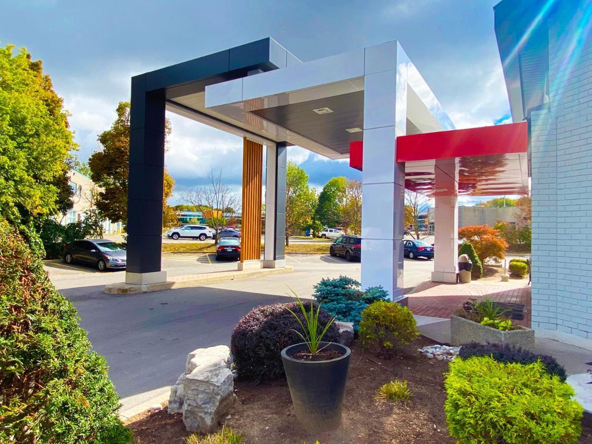 קיימברידג' Comfort Inn מראה חיצוני תמונה