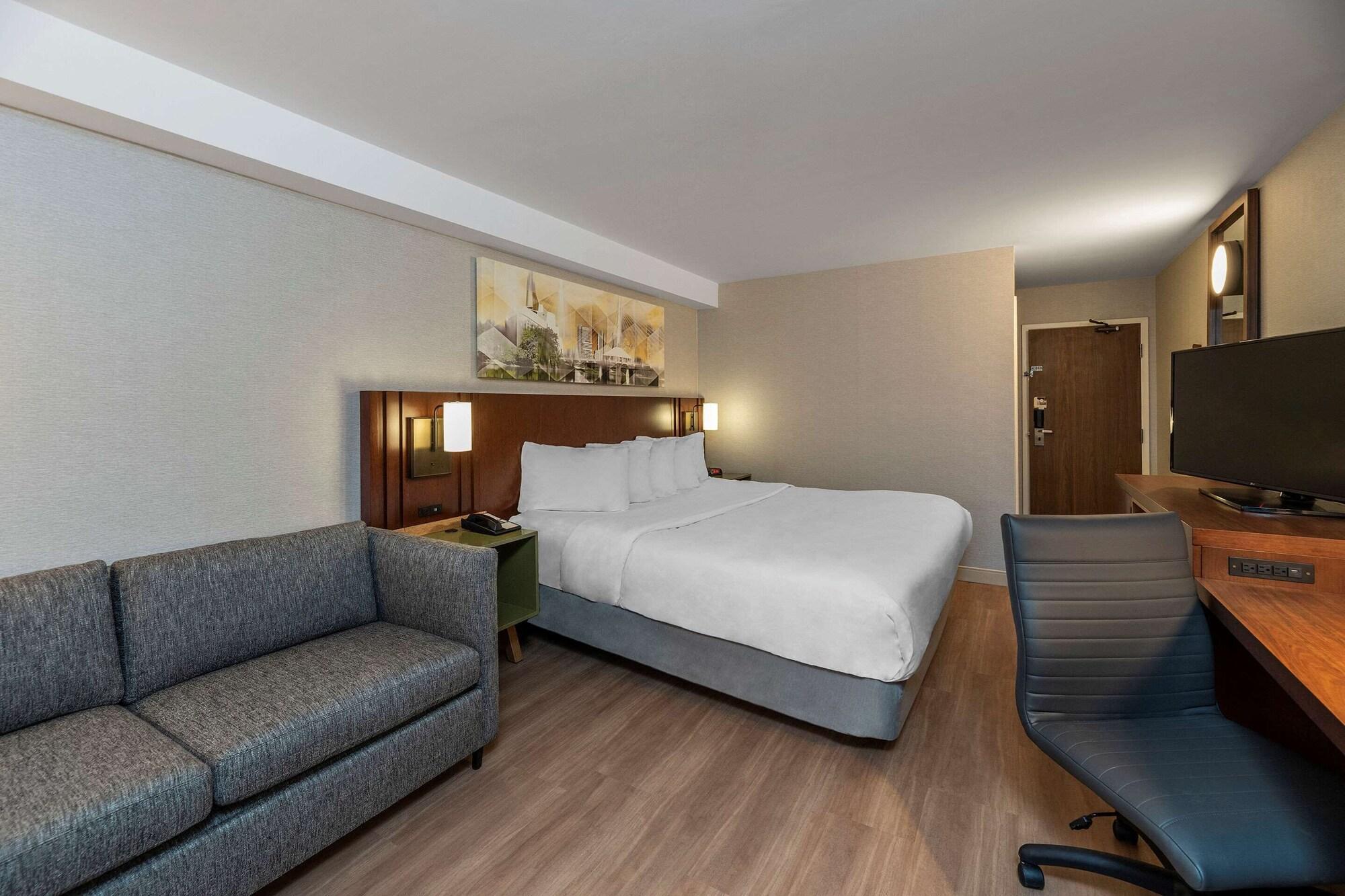 קיימברידג' Comfort Inn מראה חיצוני תמונה