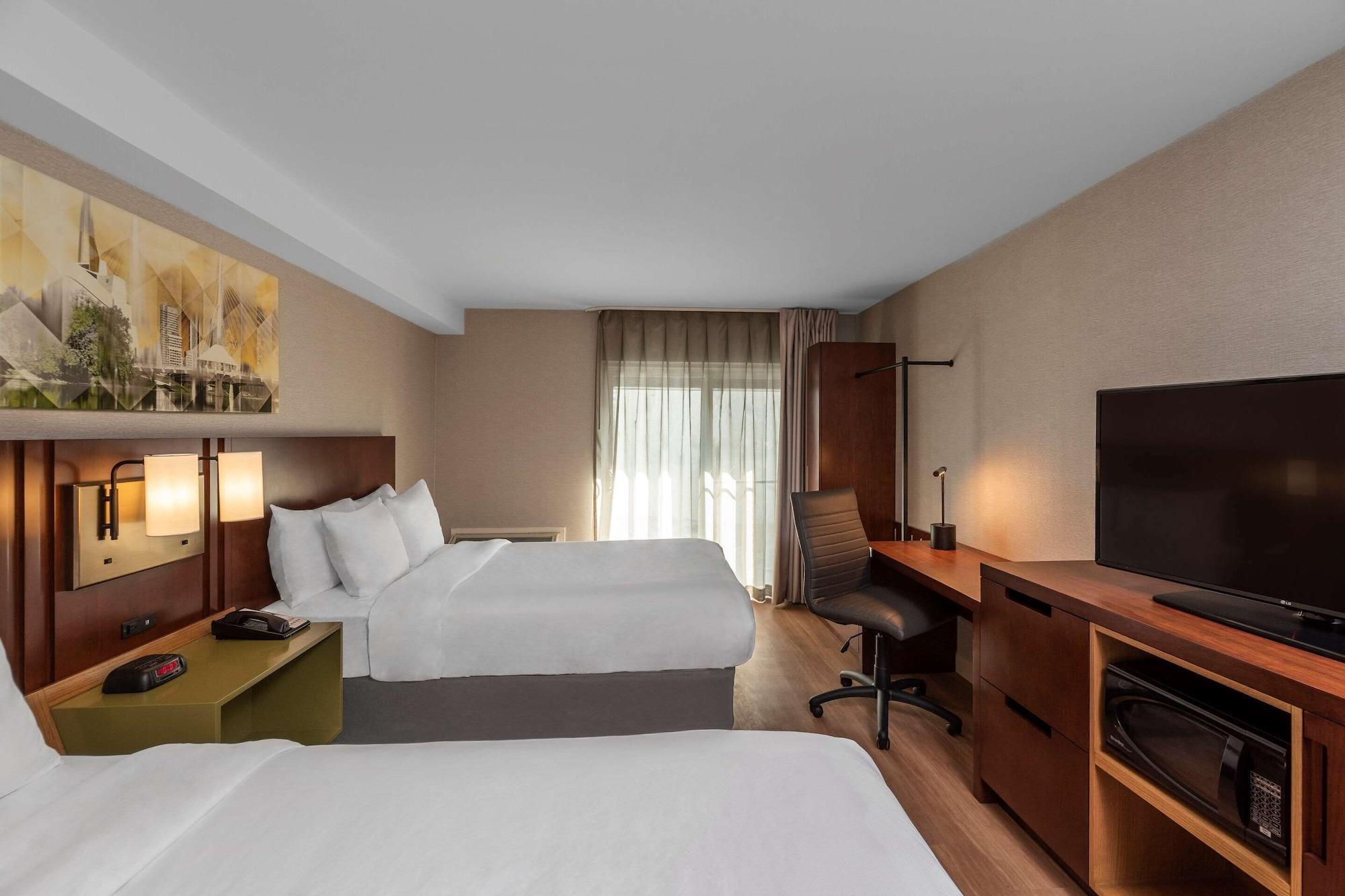 קיימברידג' Comfort Inn מראה חיצוני תמונה