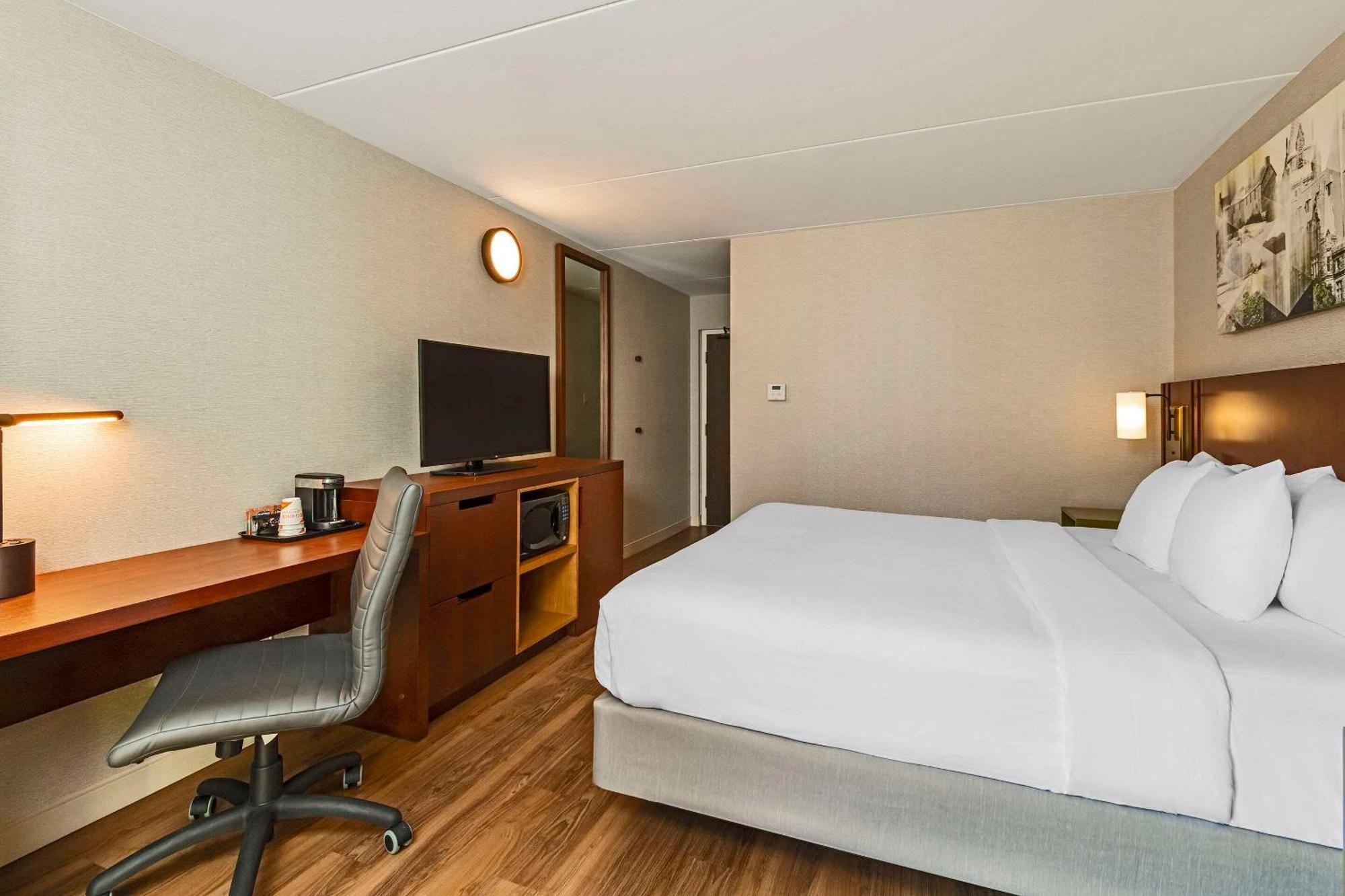 קיימברידג' Comfort Inn מראה חיצוני תמונה