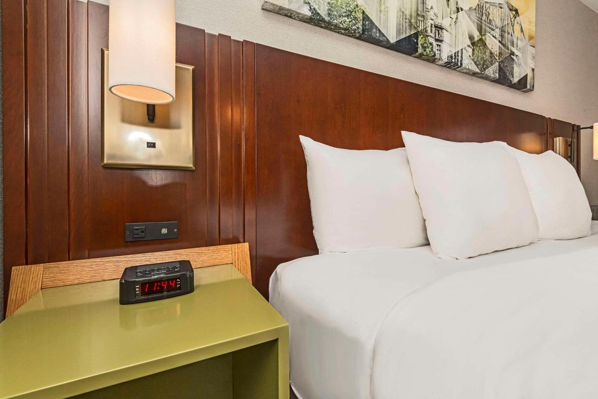 קיימברידג' Comfort Inn מראה חיצוני תמונה
